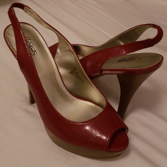 city streets Shoes - Womens heels